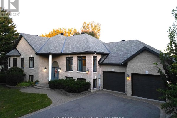 7040 Donwel Drive, Ottawa, ON, photo 2