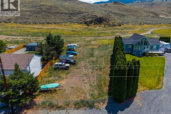 7040 Watson Drive E, Kamloops, BC, photo 2