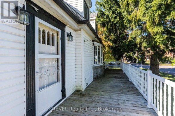 7044 Leeming Street, Niagara Falls, ON L2G1L3 Photo 5