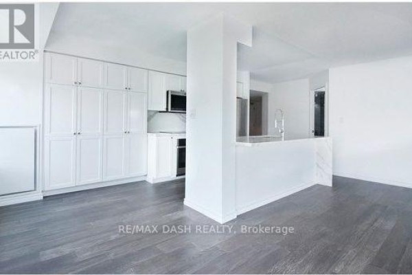 705 - 1000 King Street W, Toronto, ON M6K3N1 Photo 5