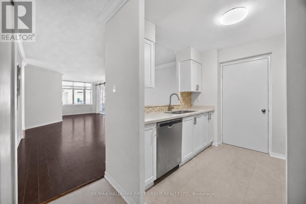 Primary Bedroom - 705 - 70 Mill Street, Toronto, ON M5A4R1 Photo 4