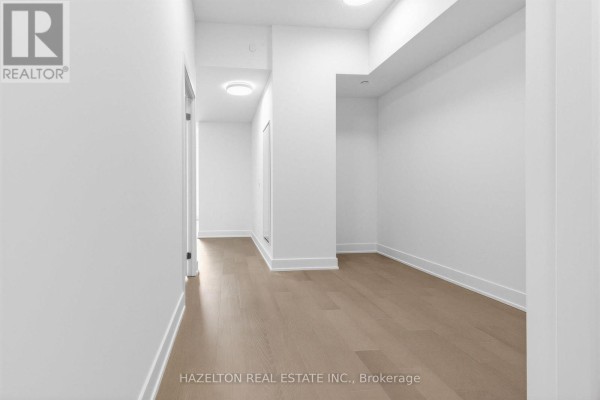 Bedroom 2 - 705 - 8 Manor Road W, Toronto, ON M4S0E6 Photo 5