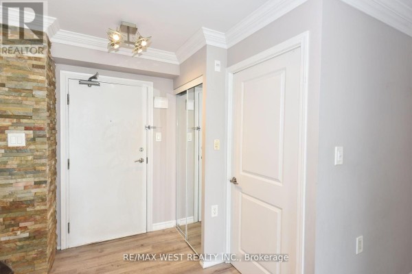 Kitchen - 705 - 920 Sheppard Avenue E, Toronto, ON M3H0A2 Photo 5