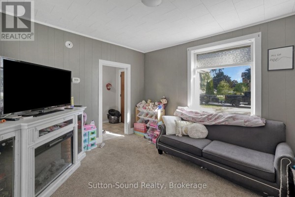 Bedroom - 705 17th Street E, Owen Sound, ON N4K2A4 Photo 4