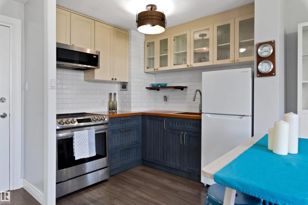 #705 9816 112 St Nw, Edmonton, AB T5K1L5 Photo 5