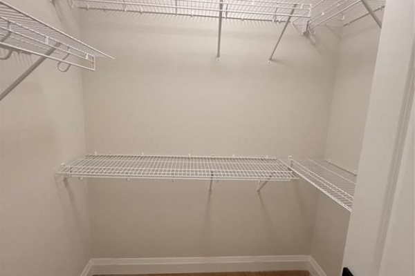 Laundry room - 705 Grand Marais Unit# 311, Windsor, ON N8X3H8 Photo 5