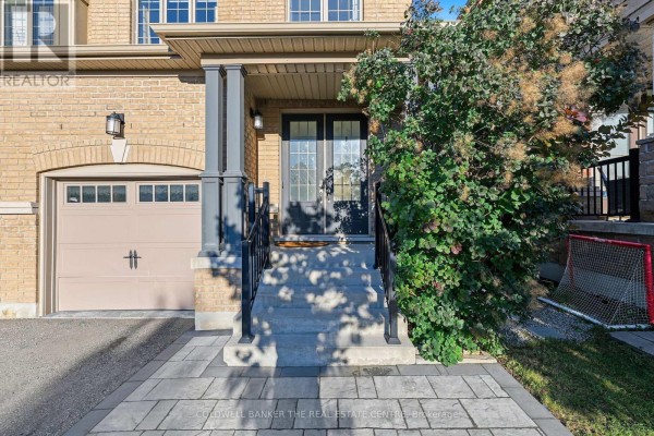Eating area - 705 Yarfield Crescent, Newmarket, ON L3X0H4 Photo 3