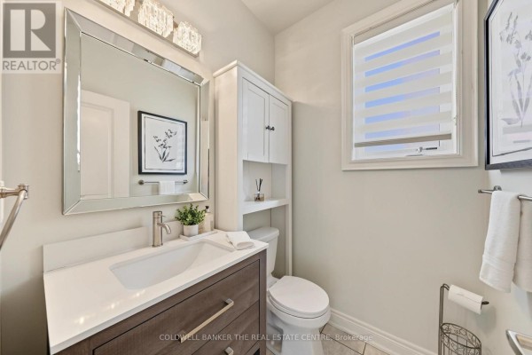 Primary Bedroom - 705 Yarfield Crescent, Newmarket, ON L3X0H4 Photo 5