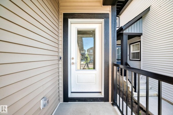 Den - 7056 182 Av Nw, Edmonton, AB T5Z0V7 Photo 4