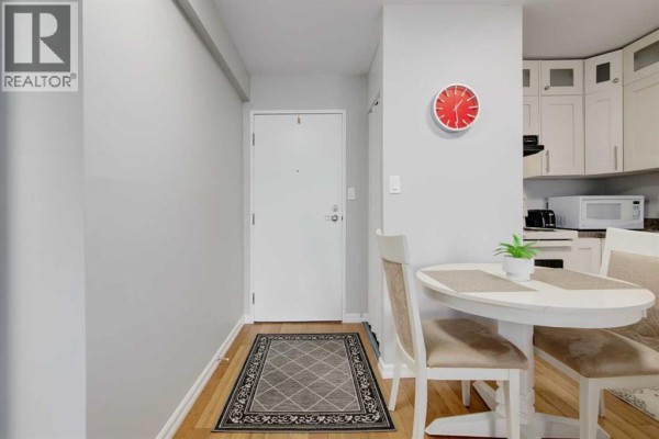 706, 340 14 Avenue Sw, Calgary, AB T3Z1K4 Photo 5