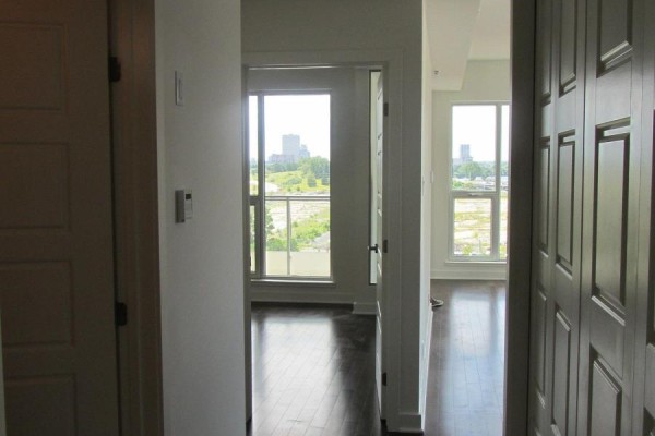 Living room - 706 - 300c Lett Street, Ottawa, ON K1R0A7 Photo 3