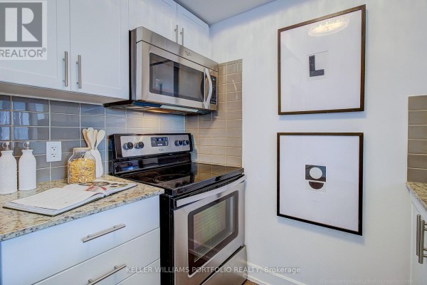 706 - 6 Eva Road, Toronto, ON M9C0B1 Photo 5