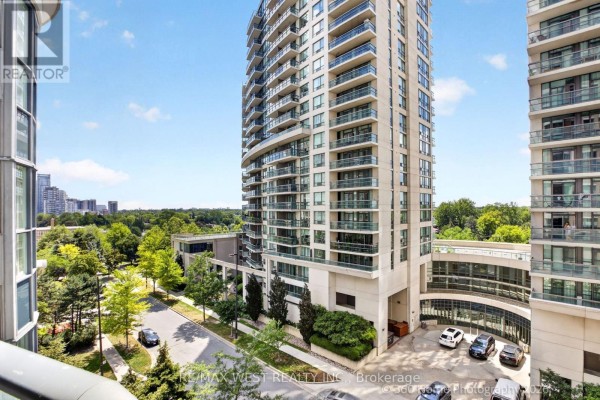 706 - 7 Lorraine Drive, Toronto, ON M2N7H2 Photo 2