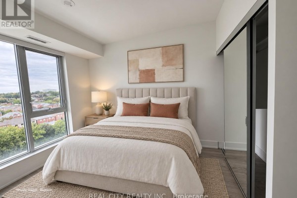 Living room - 706 - 858 Dupont Street, Toronto, ON M6G0C1 Photo 2