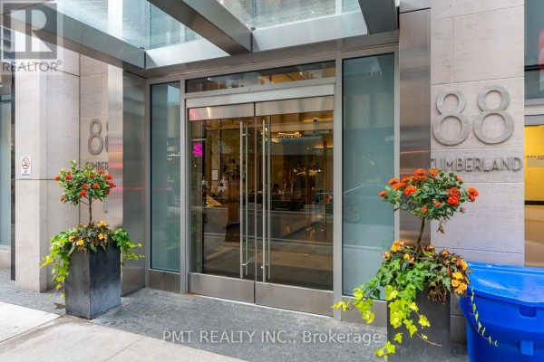 706 - 88 Cumberland Street, Toronto, ON, photo 2