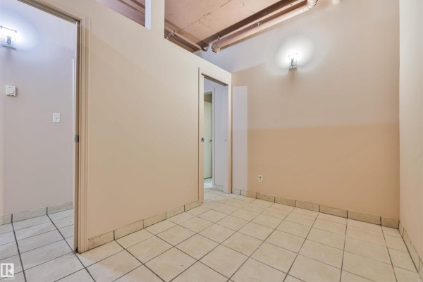 #706 10024 Jasper Av Nw, Edmonton, AB T5J1R9 Photo 5