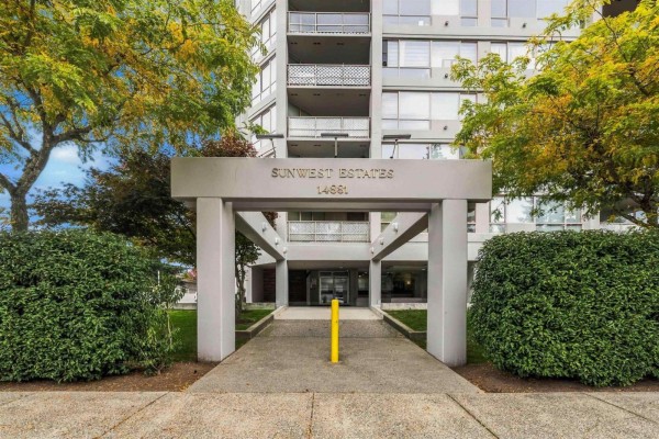 706 14881 103a Avenue, Surrey, BC V3R0M5 Photo 3