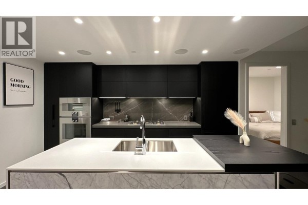 706 1601 Quebec Street, Vancouver, BC V6A0J9 Photo 2