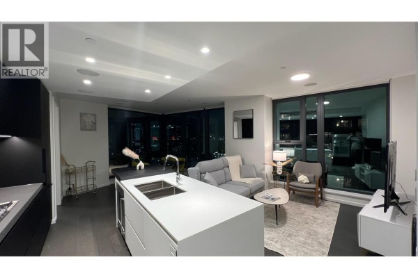 706 1601 Quebec Street, Vancouver, BC V6A0J9 Photo 4