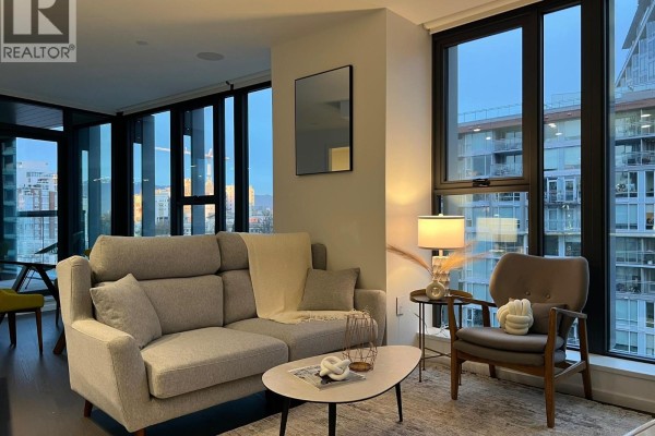 706 1601 Quebec Street, Vancouver, BC V6A0J9 Photo 5