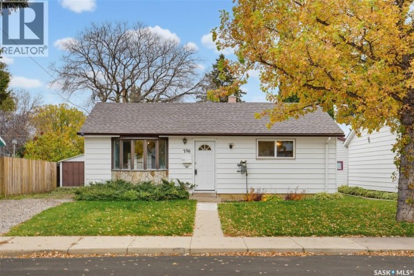 706 S Avenue N, Saskatoon