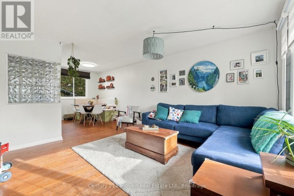 706 Willis Street, Kingston, ON K7M6H3 Photo 3