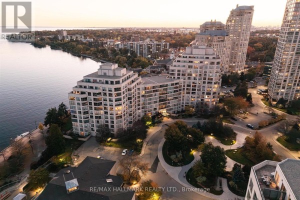 707 - 2267 Lakeshore Boulevard W, Toronto