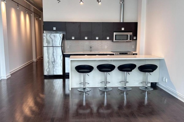 Primary Bedroom - 707 - 43 Hanna Avenue, Toronto, ON M6K1X1 Photo 4