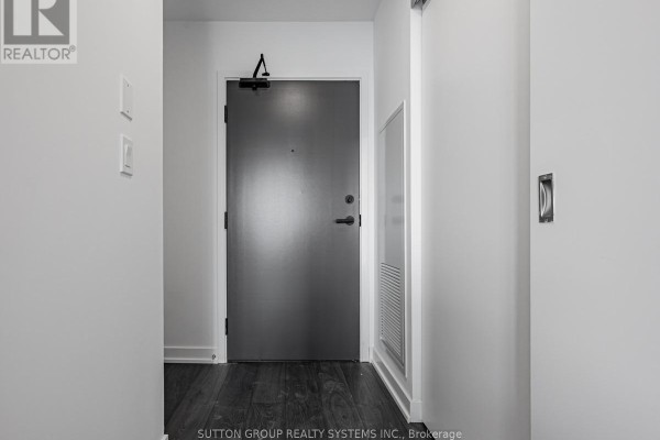 Bedroom - 707 - 57 Brock Avenue, Toronto, ON M6K2L3 Photo 4