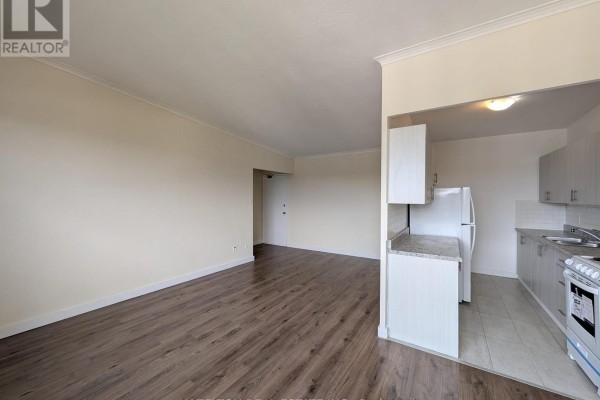 707 - 57 Parkwoods Village Drive, Toronto, ON M3A2X3 Photo 4