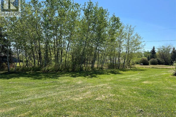 707 4th Avenue E, Meadow Lake, SK, photo 2