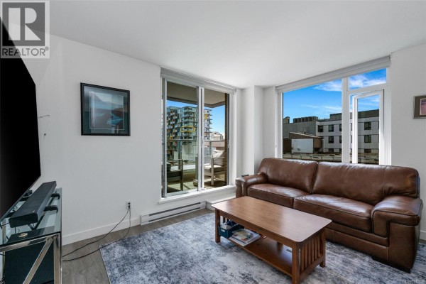 707 845 Johnson St, Victoria, BC, photo 3
