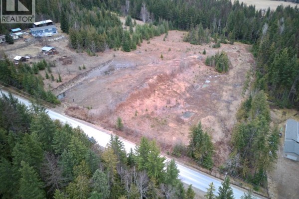 707 Billings Road, Nakusp, BC, photo 3