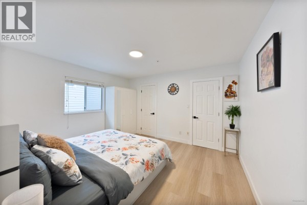 707 E 63rd Avenue, Vancouver, BC, photo 2