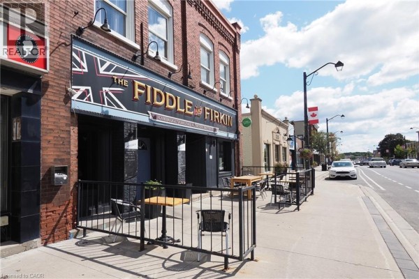 707 E King Street E, Cambridge, ON N3H3N8 Photo 2