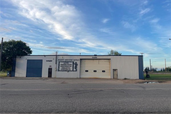 707 South Railway Avenue, Shoal Lake, MB R0J1Z0 Photo 4