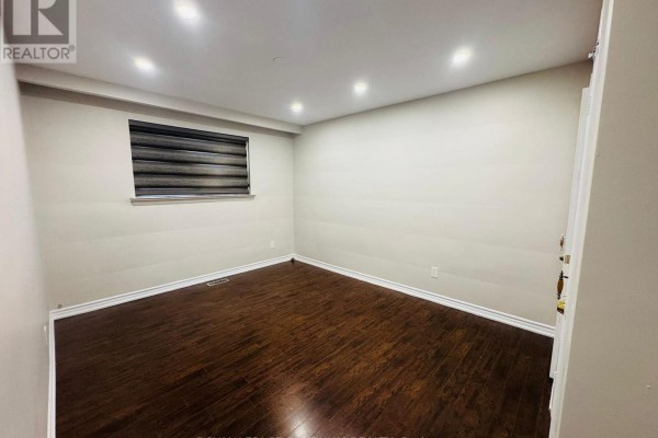 Bedroom 3 - 7073 Magic Court, Mississauga, ON L4T3A2 Photo 4