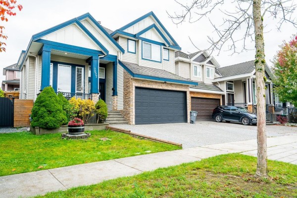 7077 149a Street, Surrey, BC V3S1K2 Photo 2