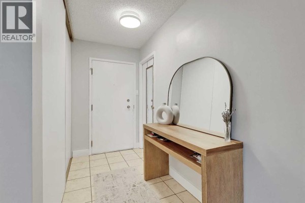 Kitchen - 708, 718 12 Avenue Sw, Calgary, AB T2R0H7 Photo 2