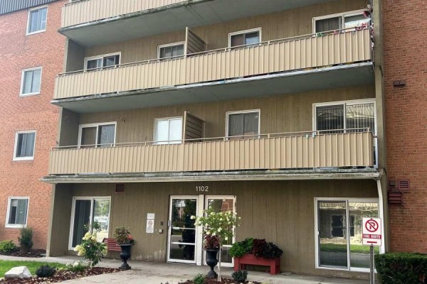708 - 1102 Jalna Boulevard, London South, ON, photo 2