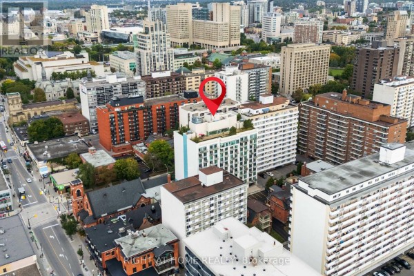 708 - 138 Somerset Street W, Ottawa, ON K2P0A3 Photo 2