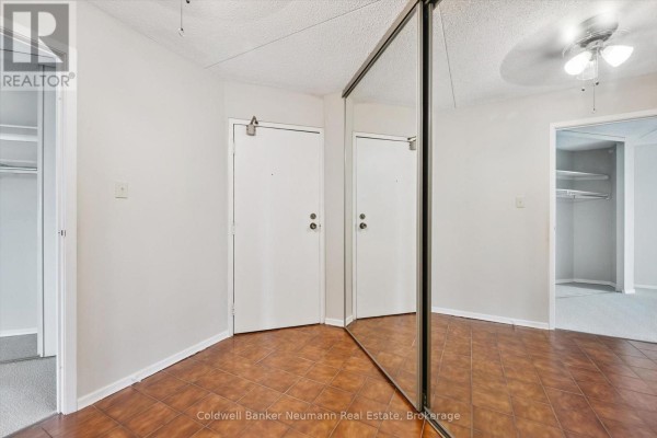Bedroom - 708 - 22 Marilyn Drive, Guelph, ON N1H7T1 Photo 5