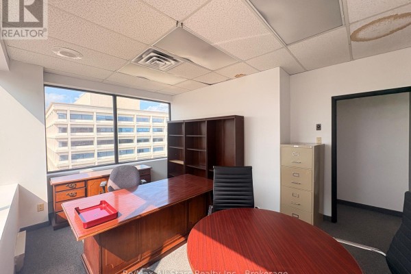 708 - 255 Duncan Mill Road, Toronto, ON M3B3H9 Photo 5