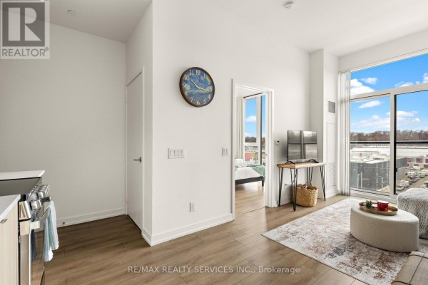 708 - 500 Dupont Street, Toronto, ON, photo 2