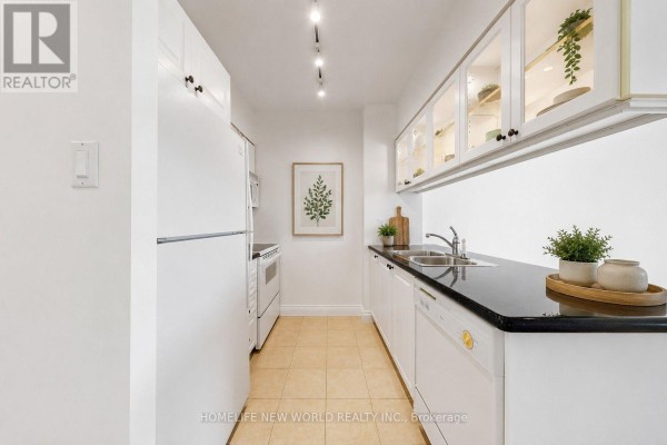 Bedroom - #708 - 887 Bay Street, Toronto, ON M5S3K4 Photo 4