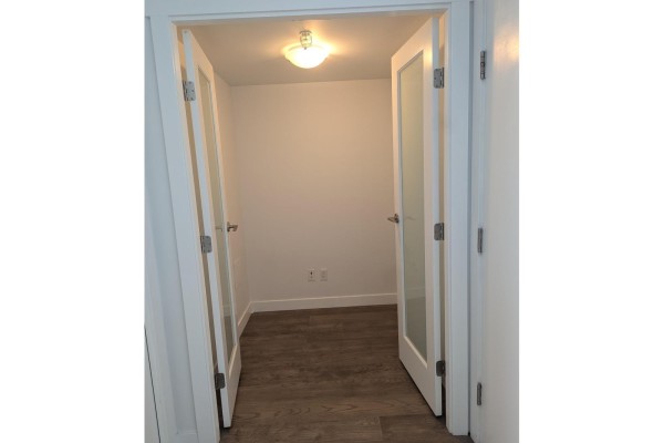 708 13380 108 Avenue, Surrey, BC V3T0E7 Photo 5