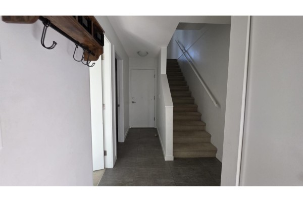 708 18505 Laurensen Place, Surrey, BC V4N6R7 Photo 5
