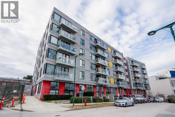 708 384 E 1st Avenue, Vancouver, BC V5T0G5 Photo 2