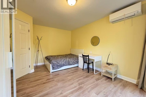 708 W 59th Avenue, Vancouver, BC V6P1X6 Photo 3