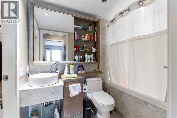 708 833 Seymour Street, Vancouver, BC V6B0G4 Photo 5